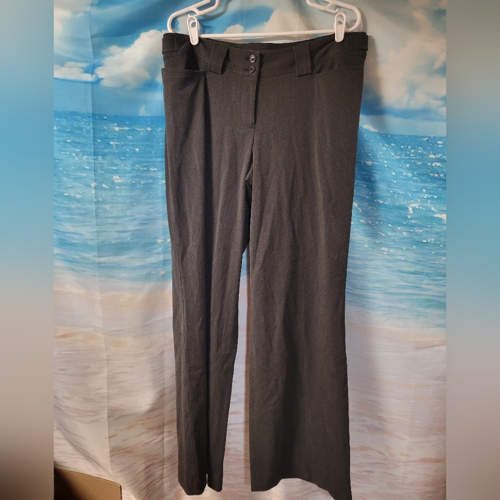 LANE BRYANT BLACK DRESS‎ PANTS SIZE 2 (18)